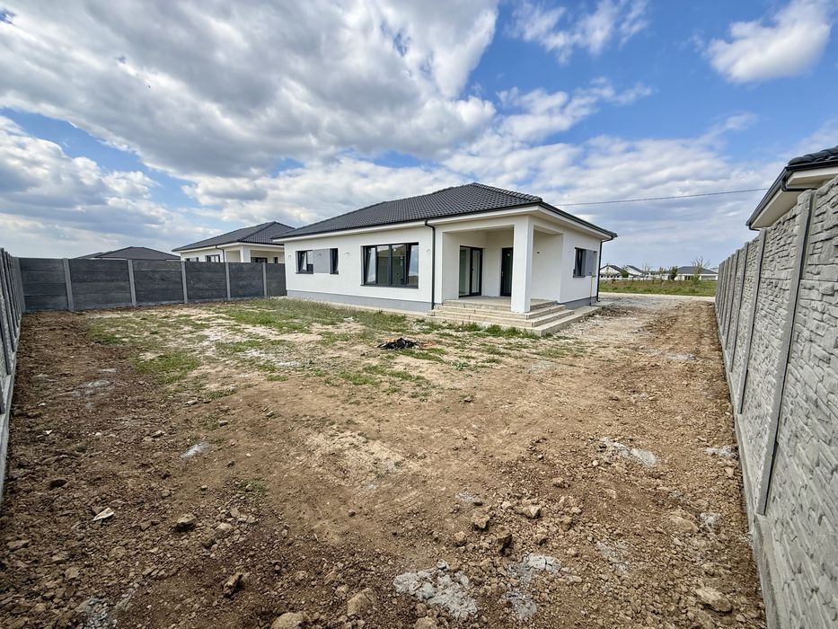 Casă nouă Sântandrei – 3 dormitoare,2 bai, teren 500 mp, gard inclus