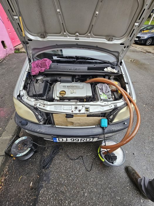 Curățare desfundare calorifer radiator habitaclu auto