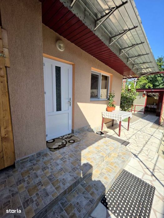 De vanzare casa in Roman, suprafata Teren 300 mp