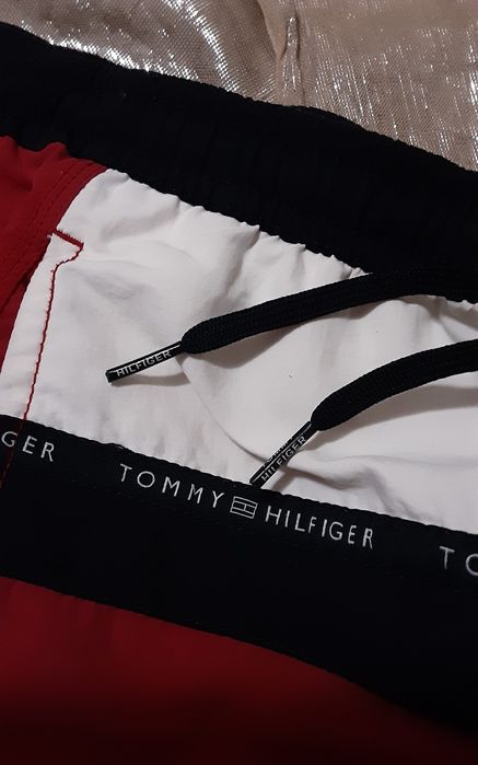 Tommy Hilfiger оригинални детски бански/панталонки