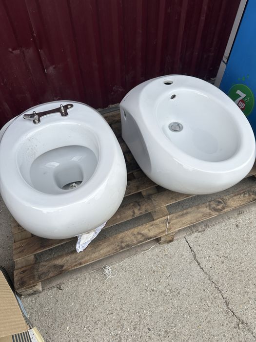 Vas wc cu bideu suspendat