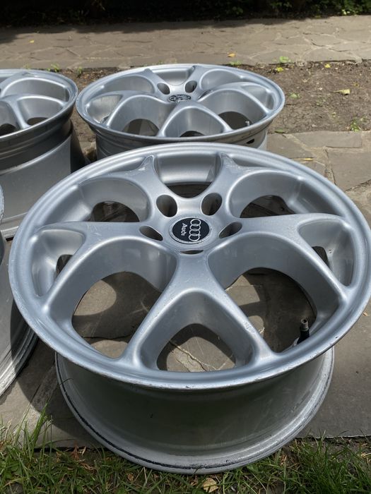 Jante Aliaj Audi R16