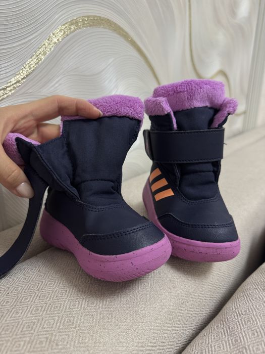 Ботинки зимние для девочки adidas