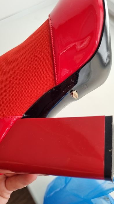 Продаются очень красивые туфли!