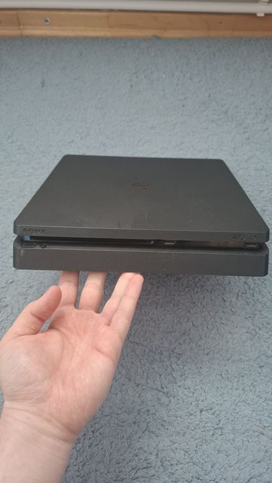 Ps4/playstation 4 slim