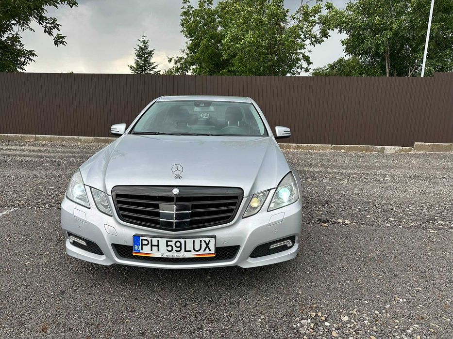 MERCEDES-BENZ E-Class