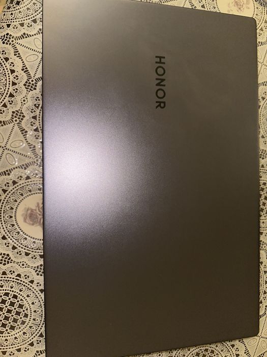 Продается : Honor MagicBooc 14, intel core.