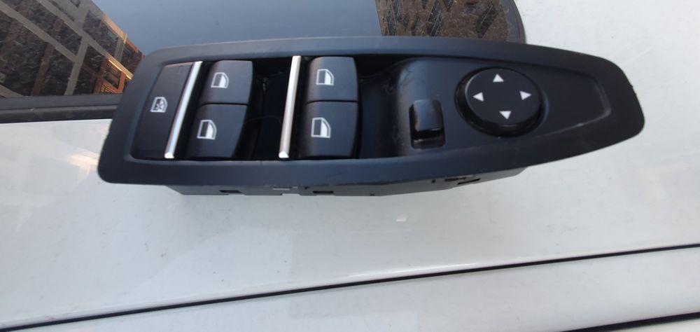 Кнопки стеклоподъемника на бмв f30