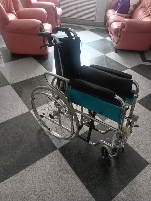 Инвалиднаяа каляаска 6000 тенге