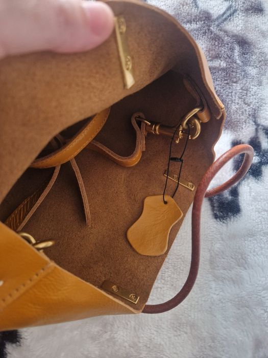 Geanta nouă de piele naturala