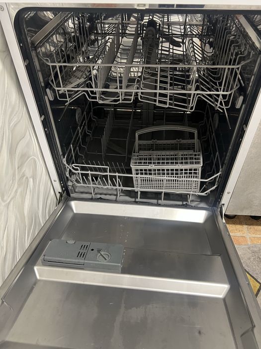 Срочно продам посудамоющие машинку