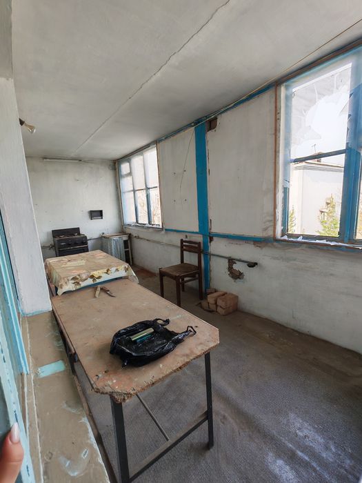 СРОЧНО продам квартиру в центре Нурафшон