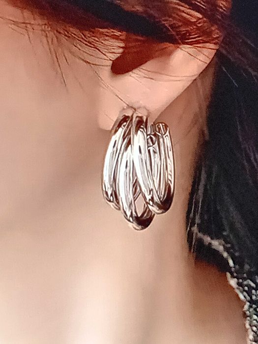 Сребристи бижута-колиета ,гривни, обеци,пръстен