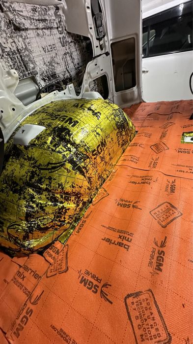 Шумоизоляция и химчистка с разбором и так далее