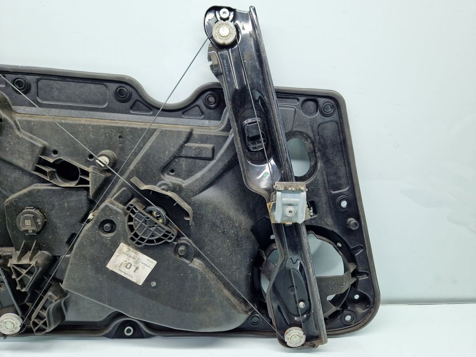 Macara electrica geam dreapta fata Volkswagen Golf 6 (5K1) [Fabr 2009-