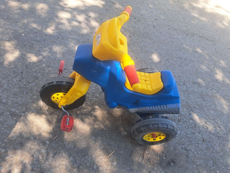 Продам толокар мотоцикл
