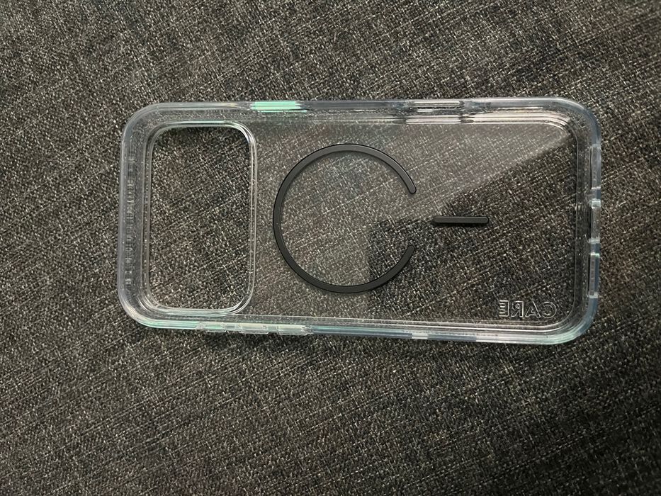 Кейс iPhone 17 Pro Max