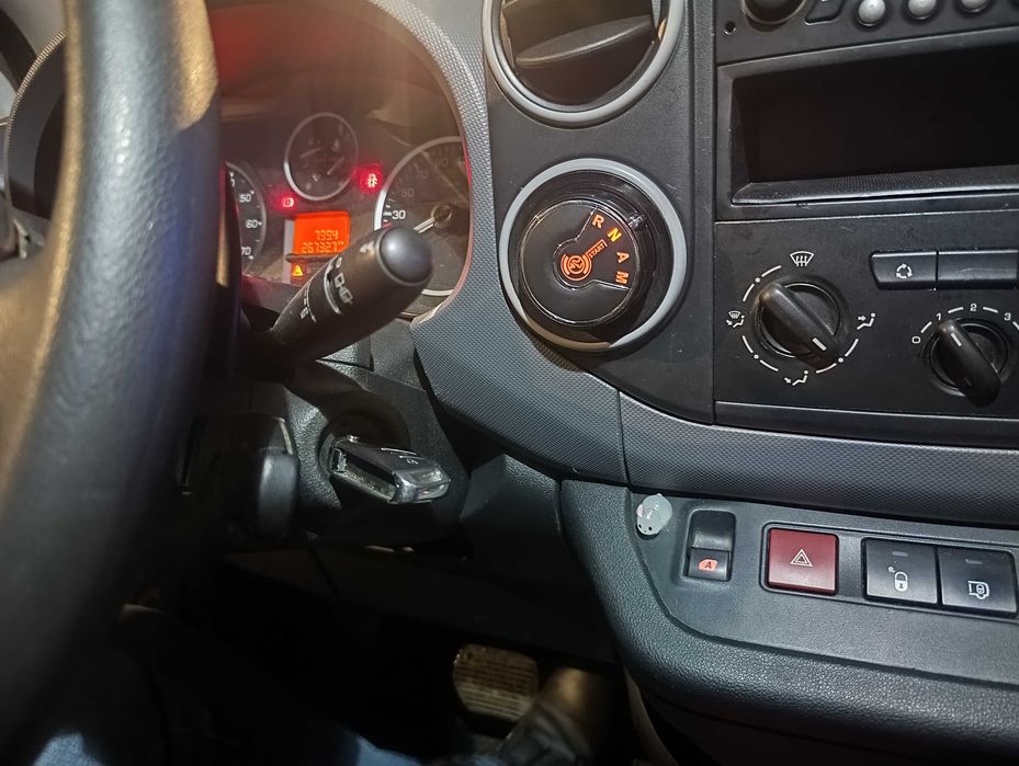 Autoutilitara Citroen Berlingo 2012