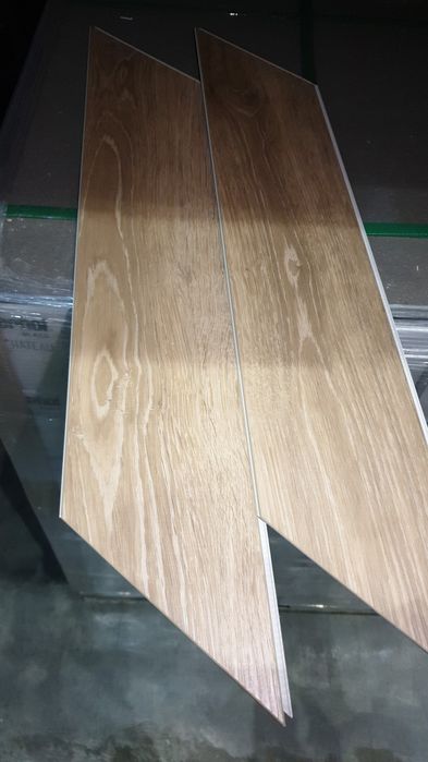 Продам ламинат срочно