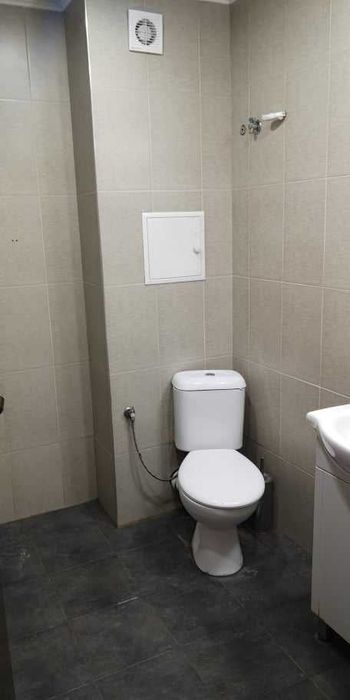 Дава се под наем Двустаен апартамент в Бургас, Възраждане - 80 кв.м за 306 € - Снимка #5