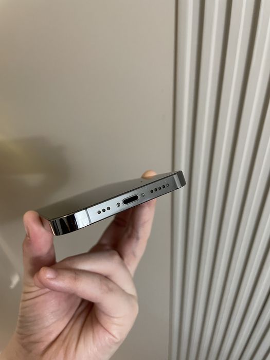 Продам Iphone 13 pro 128 gb в идельном состоянии