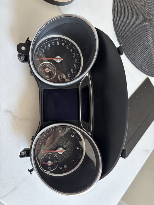 Ceasuri Bord Mercedes Cla