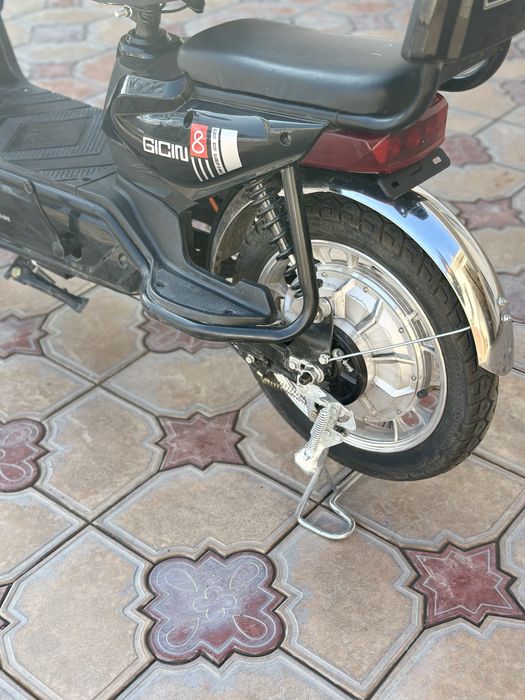 Электромопед в отличном состоянии