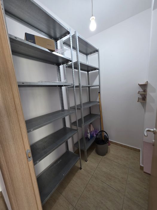 De închiriat direct proprietar apartament cu 2 camere Top City in apropiere de mall Coresi