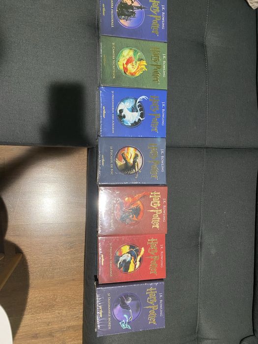 Seria completa Harry Potter(1-7) noi, in tipla