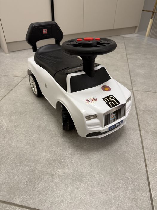 Детска кола за бутане