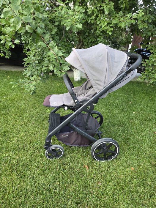 Vand Cărucior Cybex Bailos S Lux 3 in 1 Grey 2000 lei