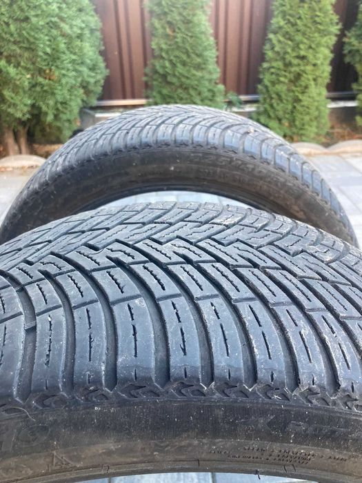 Anvelope All Season Pirelli (M+S).225/40/r19 (2 buc),255/35/r19(2 buc)