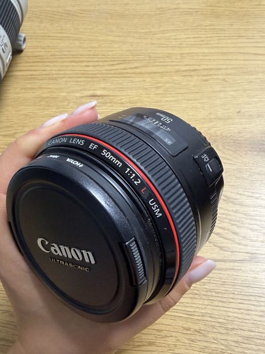 Canon EOS 5D Mark IV + obiective L + blitz – Kit profesional