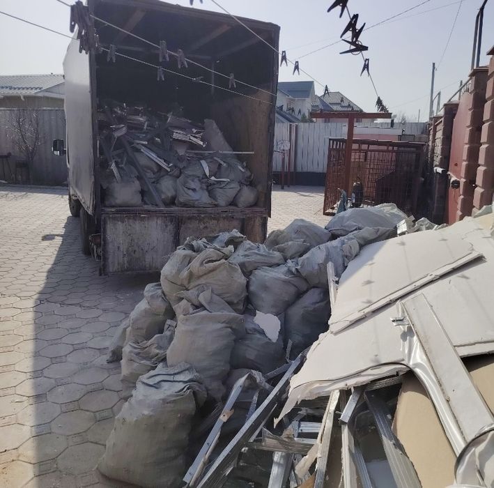 Вывозим мусор любого типа