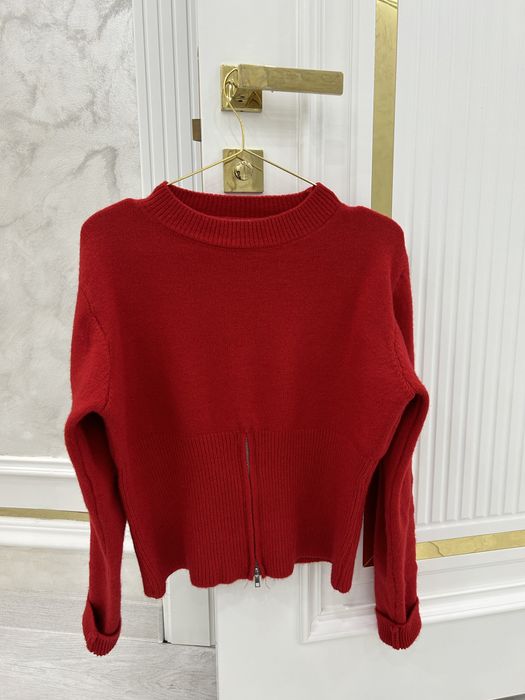 Продам свитер.