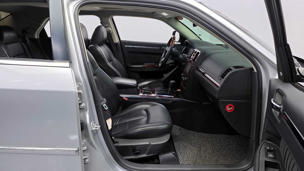 Chrysler 300c 3.0Diesel autogeorge.com