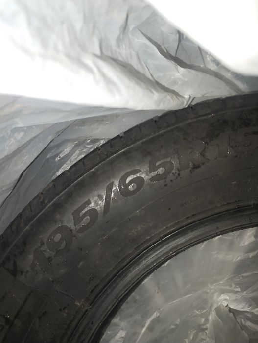 Продам шины почти новый