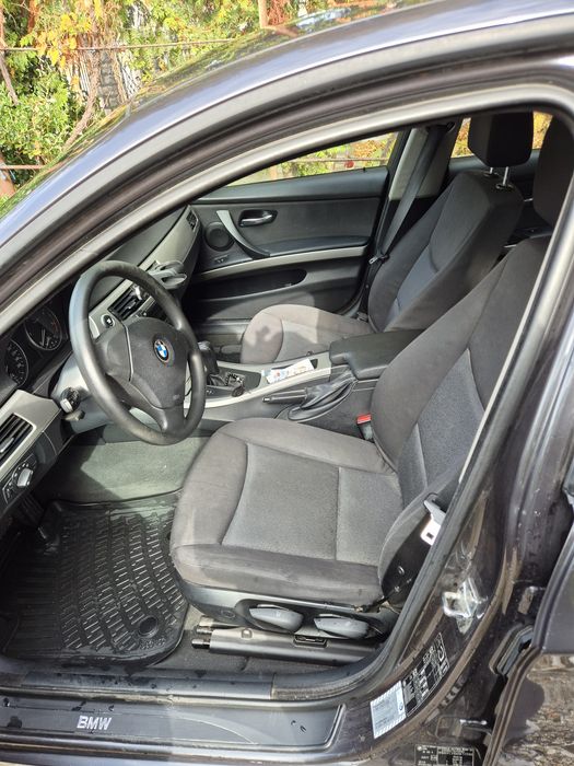 Bmw e90,2.0 163cp  automat