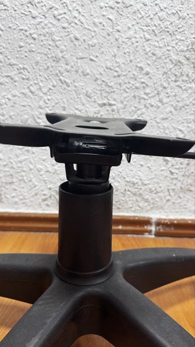 Ножка от офисного кресла