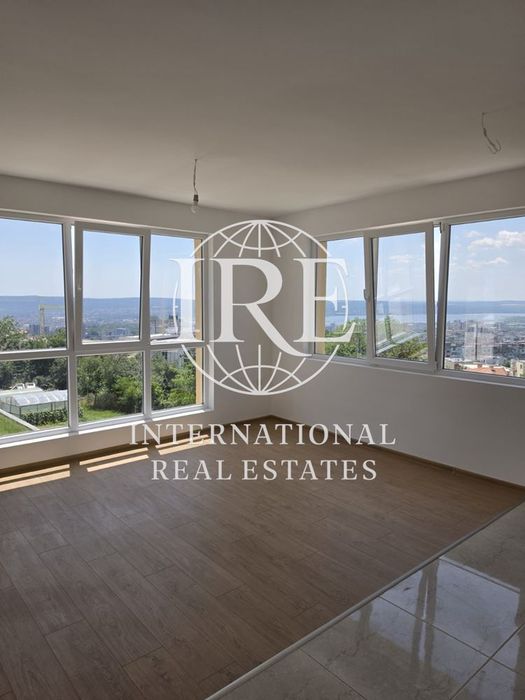 Продава се Двустаен апартамент в Варна, Възраждане 3 - 56 кв.м за 1956 €/кв.м - Снимка #1