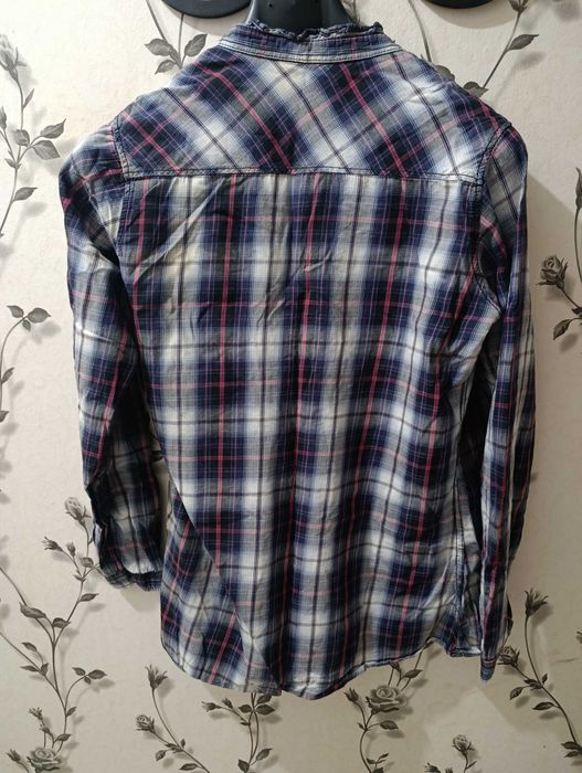 Продавам ризи S/M размер