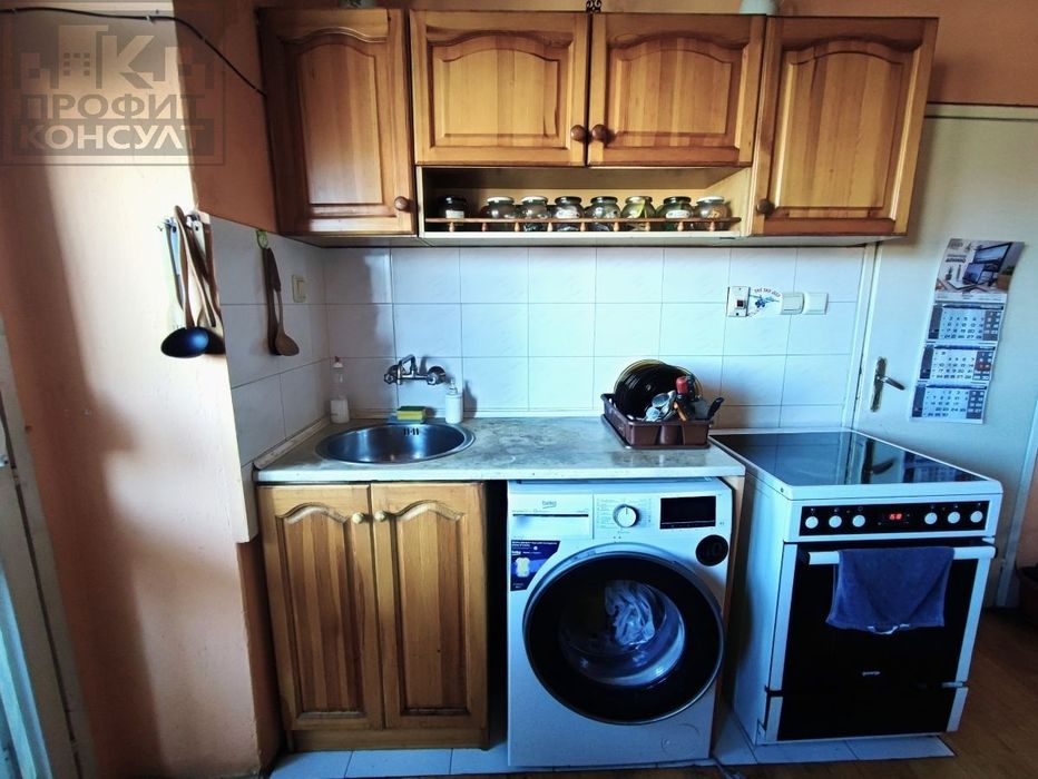 Продава се Двустаен апартамент в Велико Търново, Център - 52 кв.м за 481 €/кв.м - Снимка #3