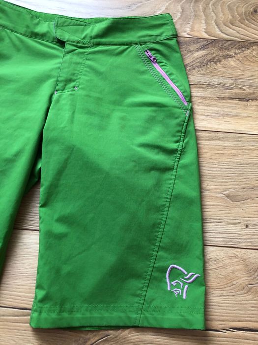 NORRONA-pantaloni scurti , impecabili, pentru dame