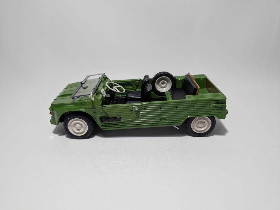 Macheta Solido 1:18, 1969 Citroen Mehari