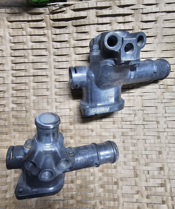 Flanșă lichid răcire golf 4 skoda passat 1.9tdi