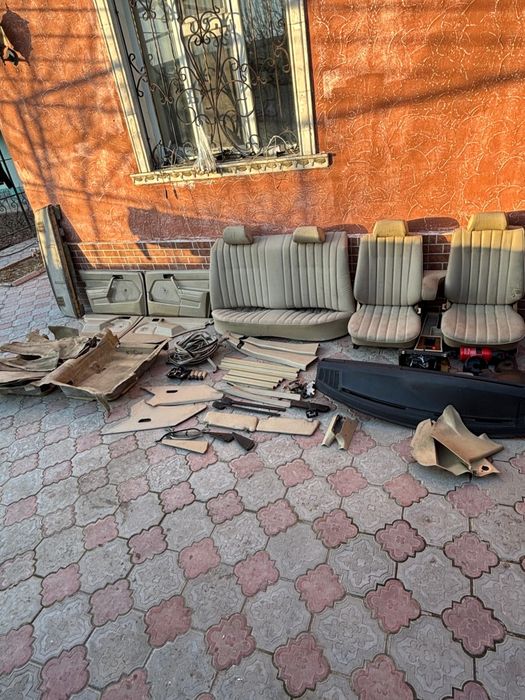 Салон на мерседес 190 w201