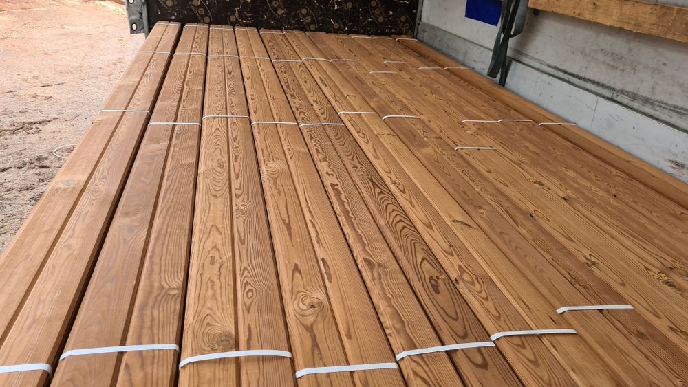 Lambriu deck termo pin fatade lemn