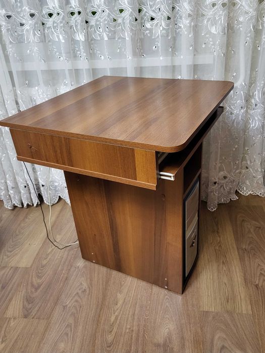 Стол компьютерный б/у торг