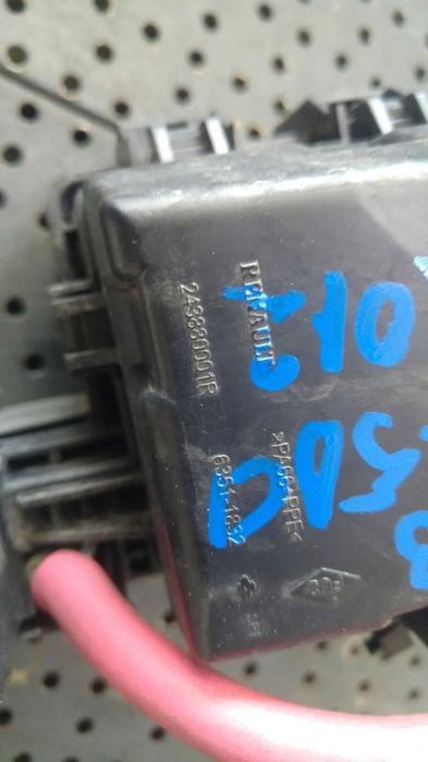 Tablou panou sigurante 1.5 dci renault megane 3 243880001r