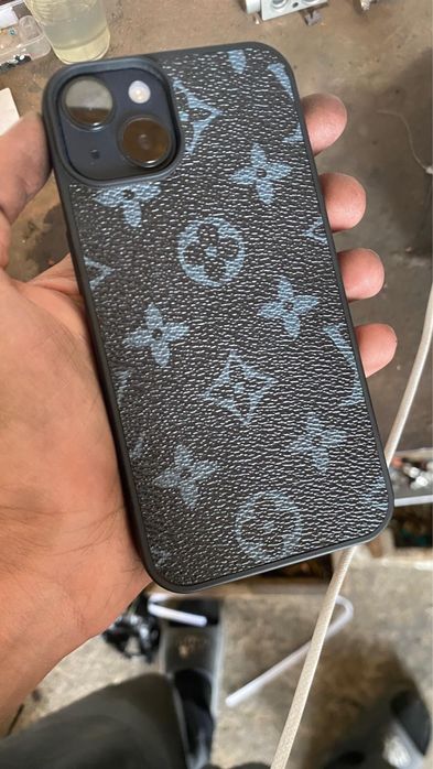 Продам Iphone 14 идеал